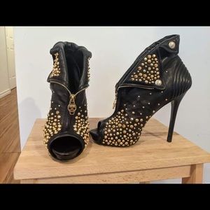 Alexander McQueen, studded leather heels, size 8